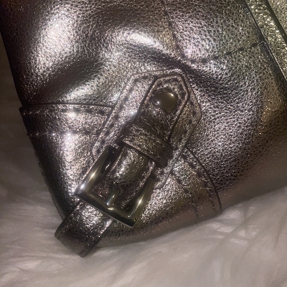 NWT Authentic Michael Kors wristlet clutch - Picture 13 of 15